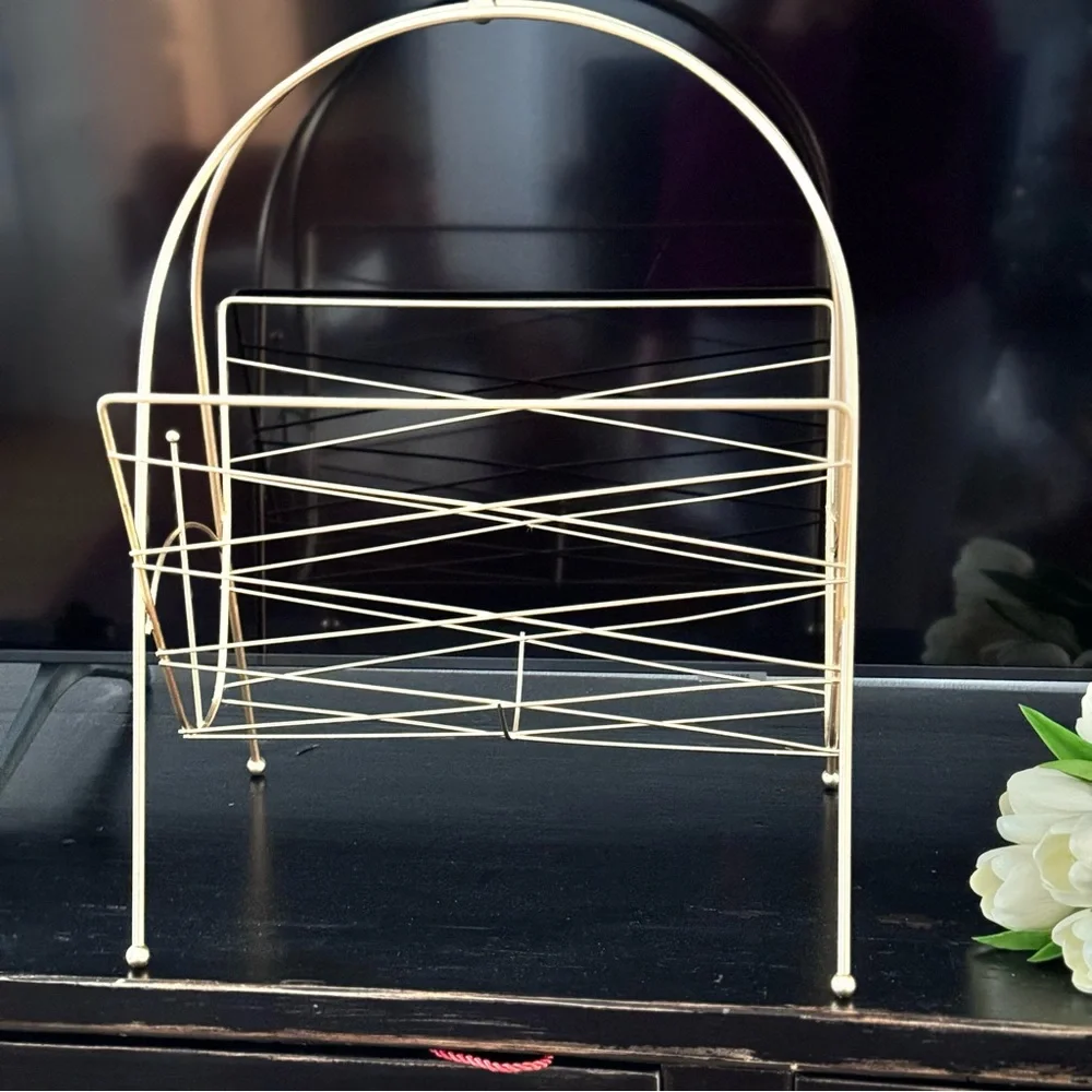 Mid-Century Modern, Gold Metal Brass Magazine Rack